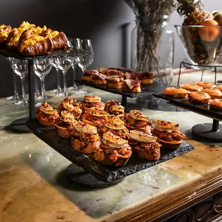 Atari Ξενοδοχείο 2*